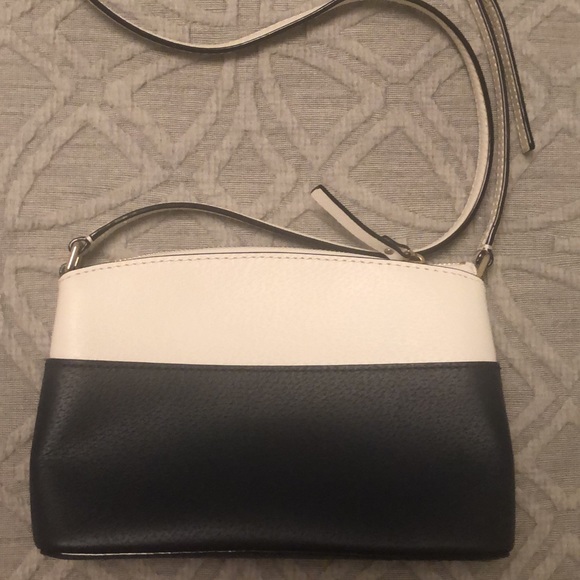 Kate spade cross body bag - Picture 2 of 3